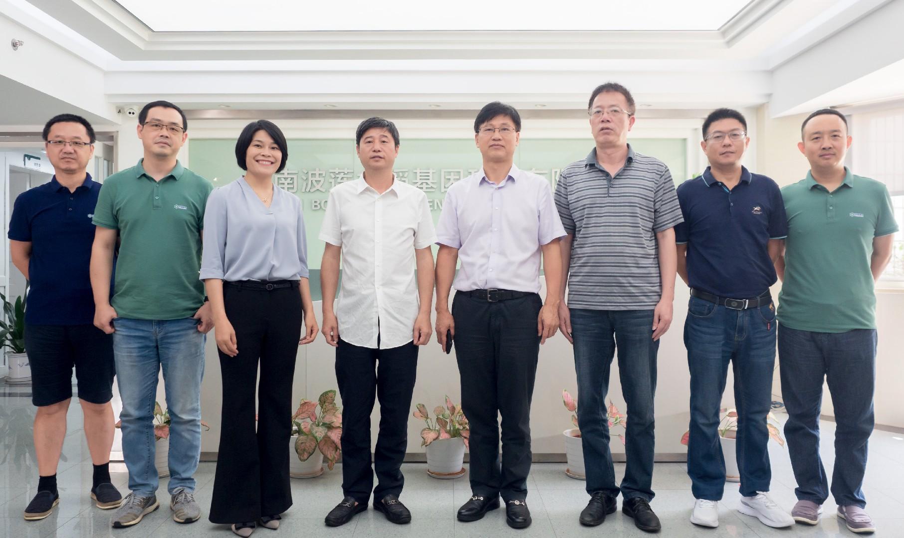 永州市政協(xié)副主席韓順華一行蒞臨波蓮基因調(diào)研